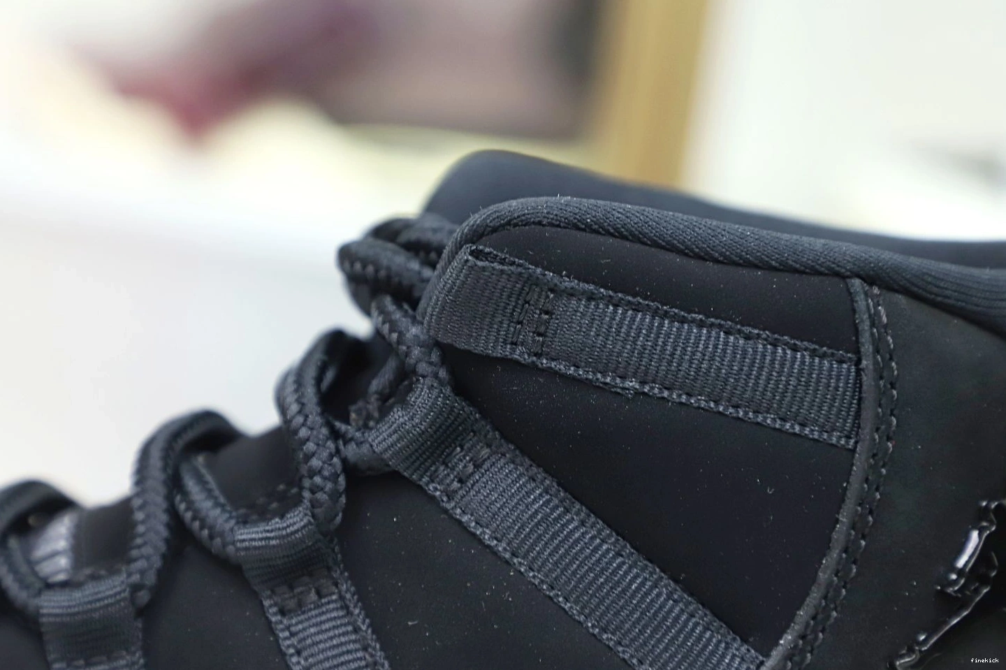 JORDAN 'CAP RETRO 11 AND GOWN' AIR 1022